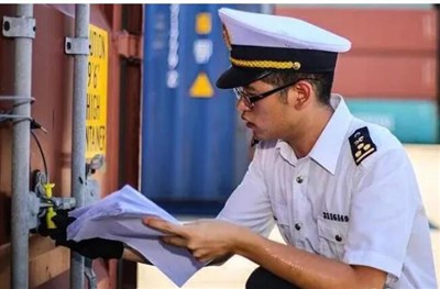 Τι περιλαμβάνει ο τελωνειακός έλεγχος; Ποια είναι η διαδικασία;
